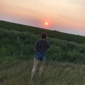 Meet your Posher, Nicole